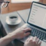 Kako očistiti laptop od prašine? Donosimo 7 sigurnih koraka