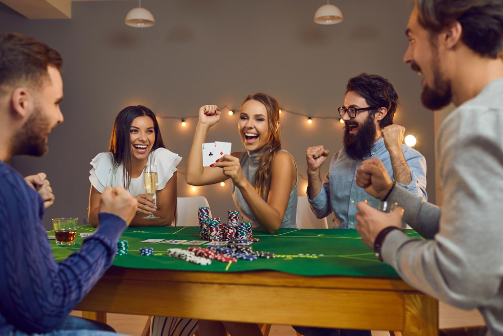 društvo igra poker